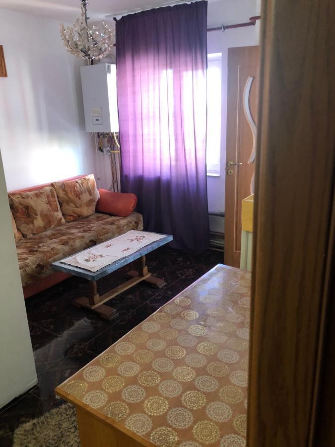 Studio In Крайова Экстерьер фото